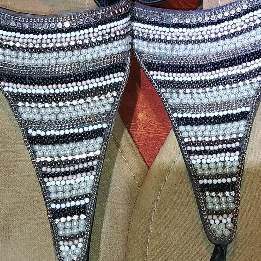 Sparkly Sandals - Picture 2 of 4